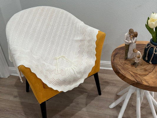 Soft Knit Baby Blanket with Rounded Corners & Bow
