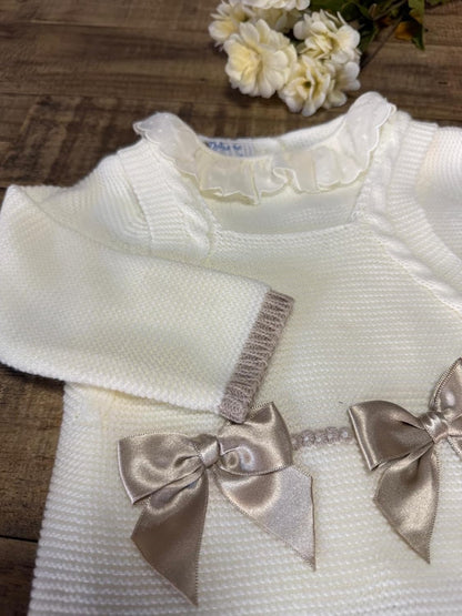 3-Piece Romper Set with Shirt and Hat for Boys and Girls. Bow details. Soft Knit