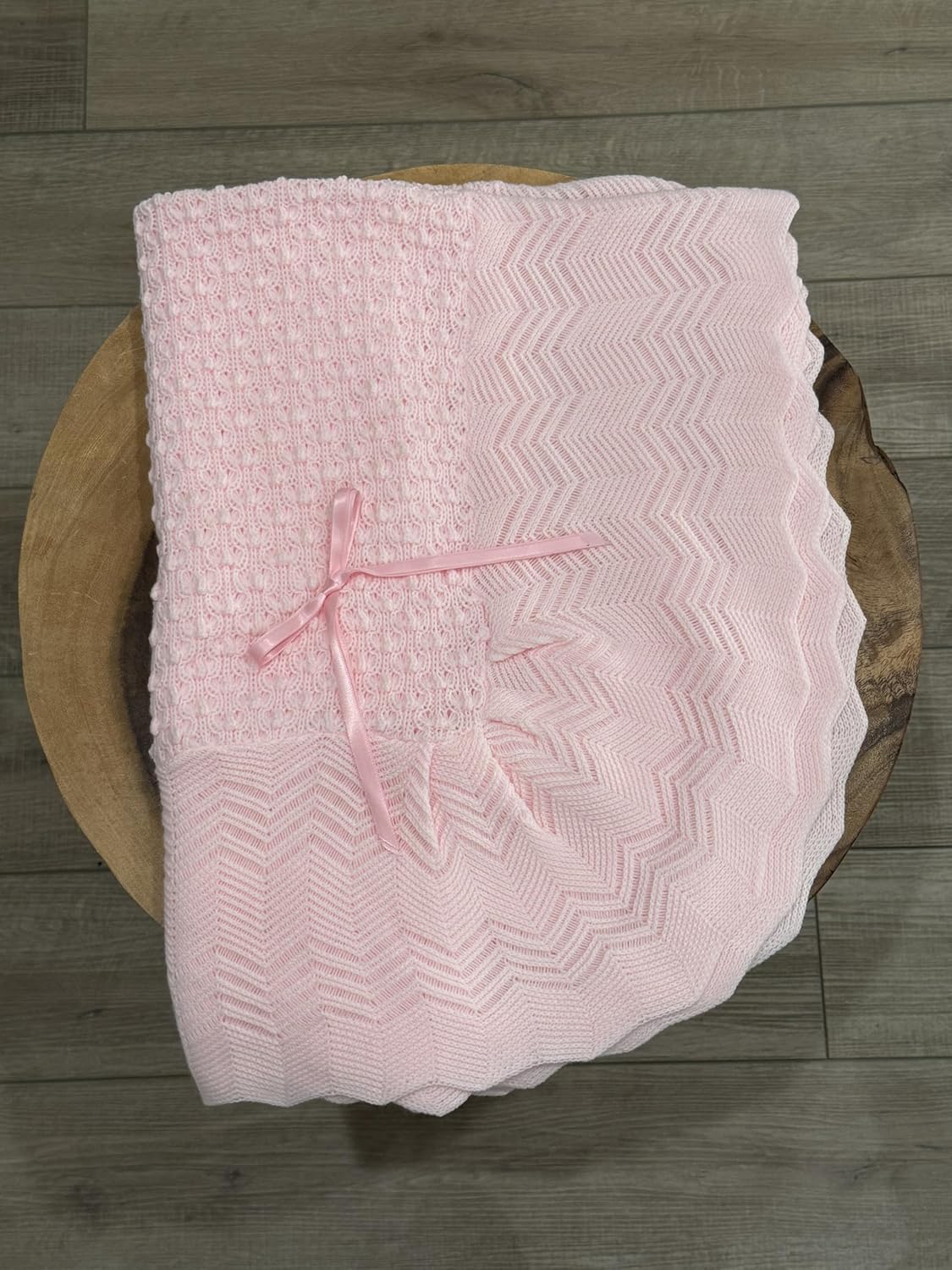 Knit Baby Blanket with Figure-Eight Pattern & Bow