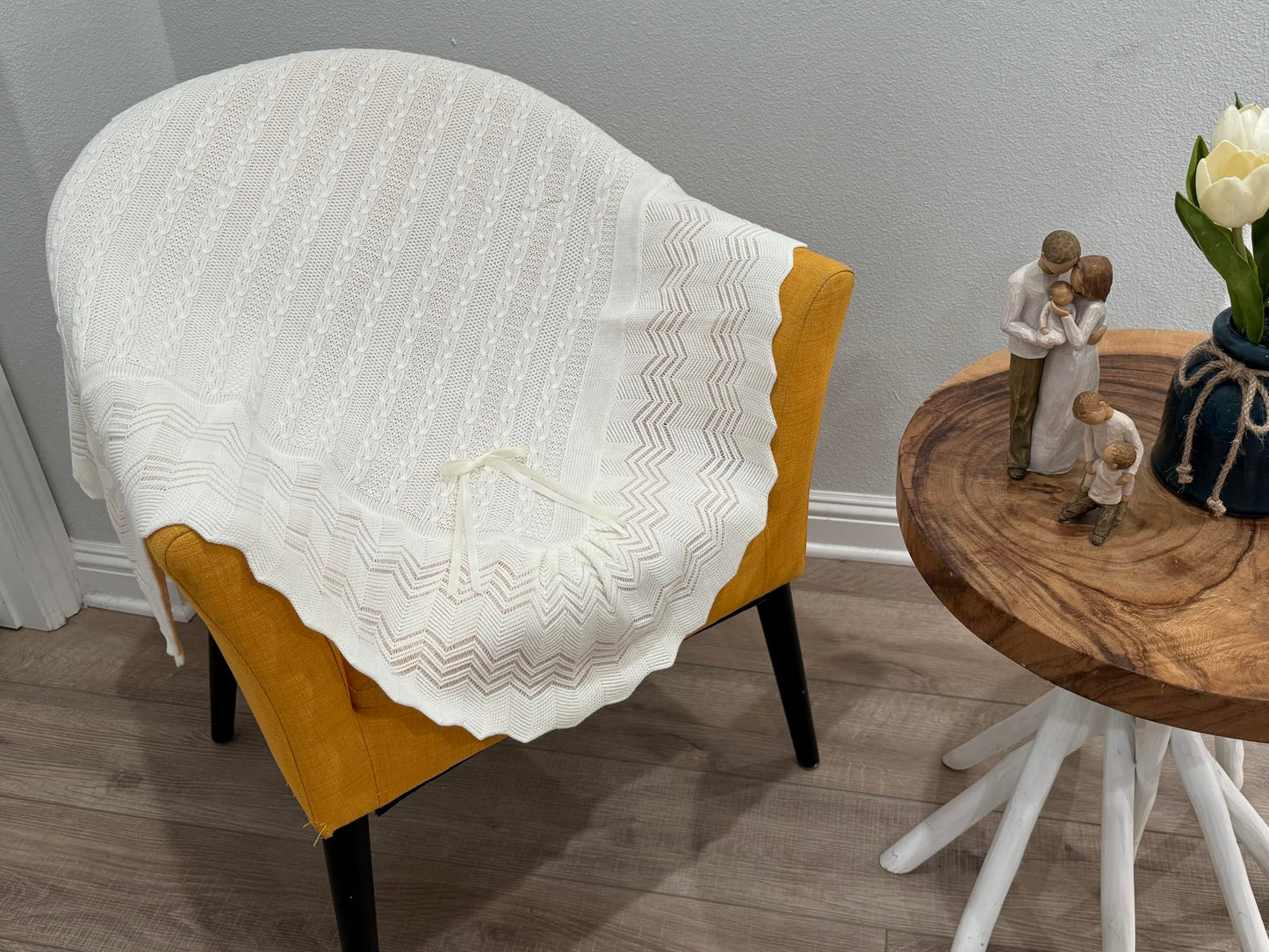 Soft Knit Baby Blanket with Rounded Corners & Bow