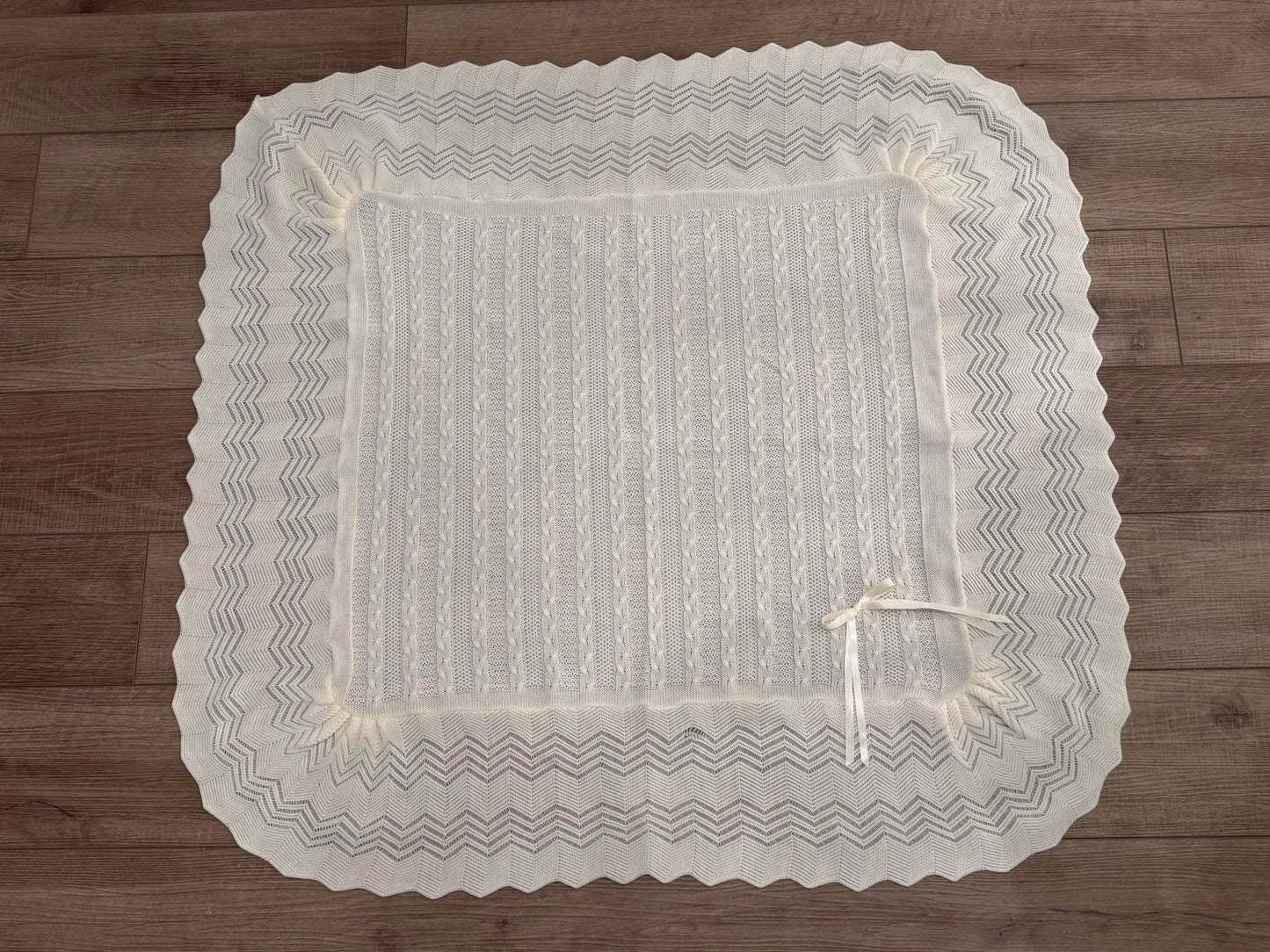 Soft Knit Baby Blanket with Rounded Corners & Bow